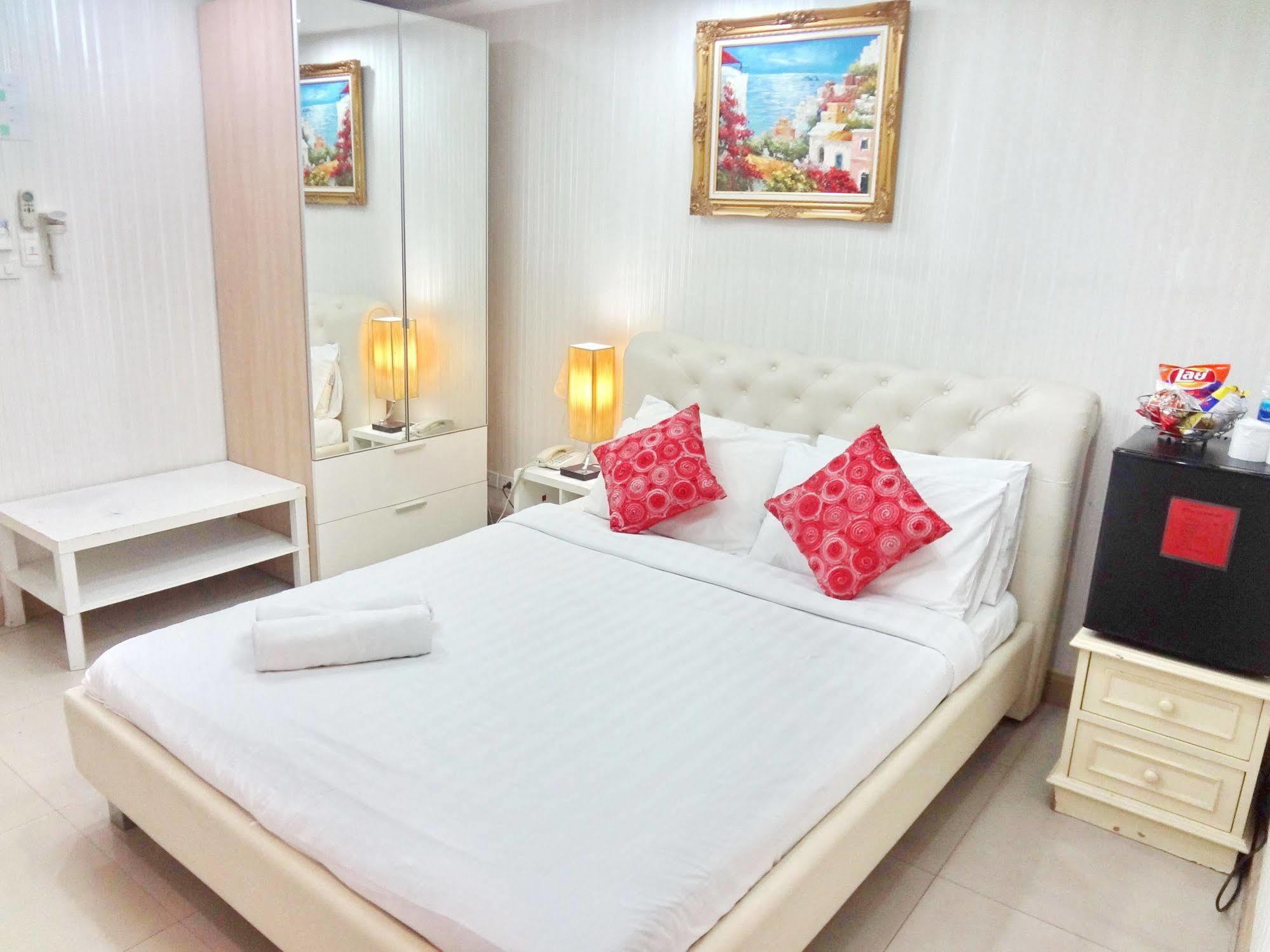 Diamond Residence Silom Bangkok Dış mekan fotoğraf